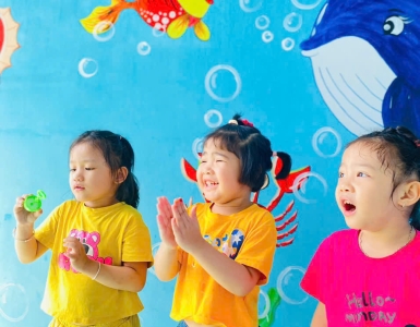 Hoạt Động Ngoài Trời Thổi Bong Bóng Bằng Hơi